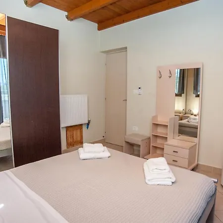Taraj Villa *